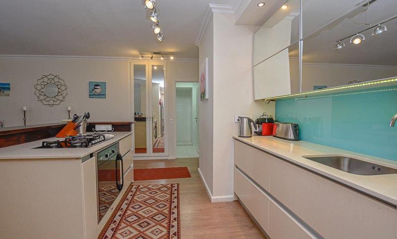 3 Bedroom Property for Sale in Dolphin Beach Western Cape